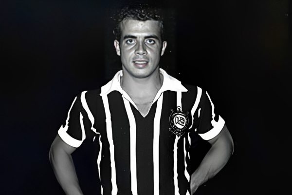 Almir Pernambuquinho no Corinthians