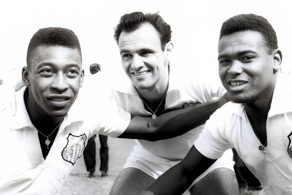 Pelé, Pepe e Coutinho no Santos