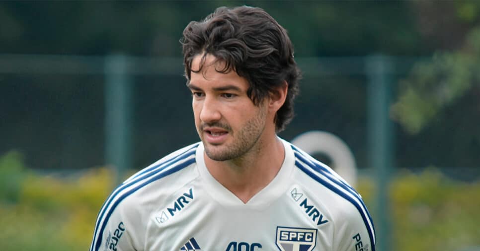 Alexandre Pato em treinamento pelo São Paulo