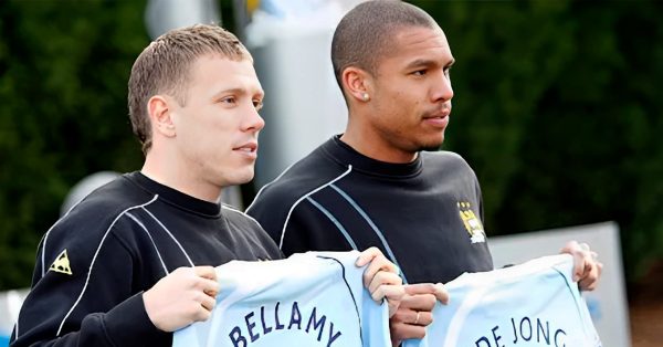 Bellamy e De Jong no Manchester City