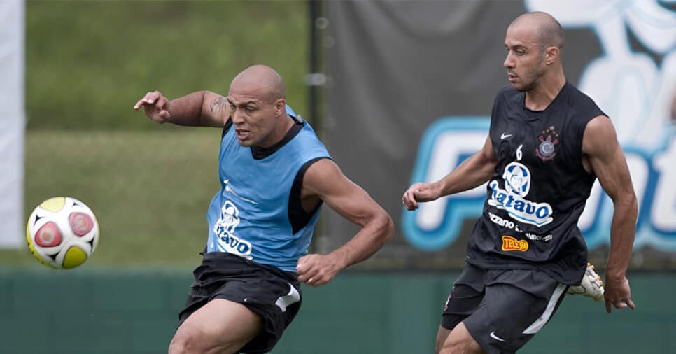 Edno e Alessandro durante o treino do Corinthians