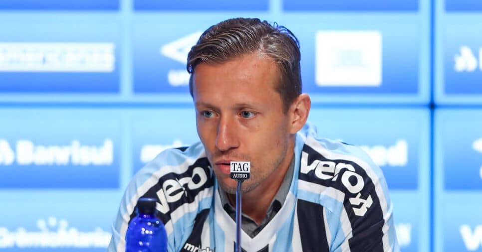 Lucas Leiva no Grêmio