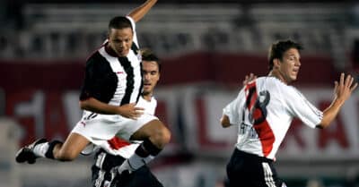 Paulista e River Plate na Libertadores 2006 (Reprodução / Web)