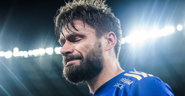 Rafael Sóbis no Cruzeiro chorando