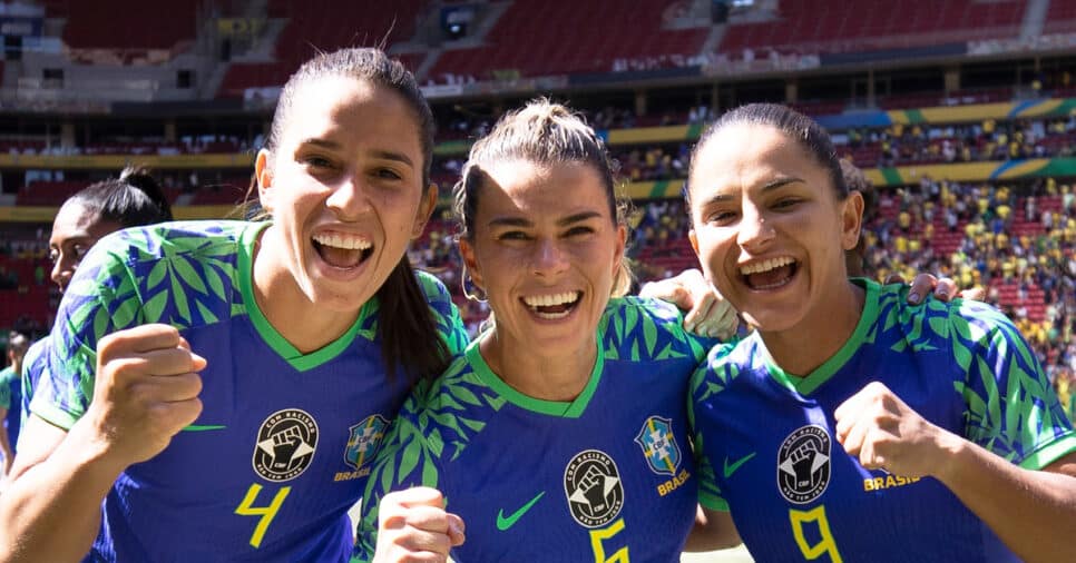 Seleção Brasileira Feminina em amistoso contra o Chile