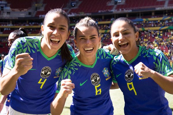 Seleção Brasileira Feminina em amistoso contra o Chile