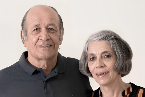 Ademir, ex-jogador do Corinthians, ao lado da esposa