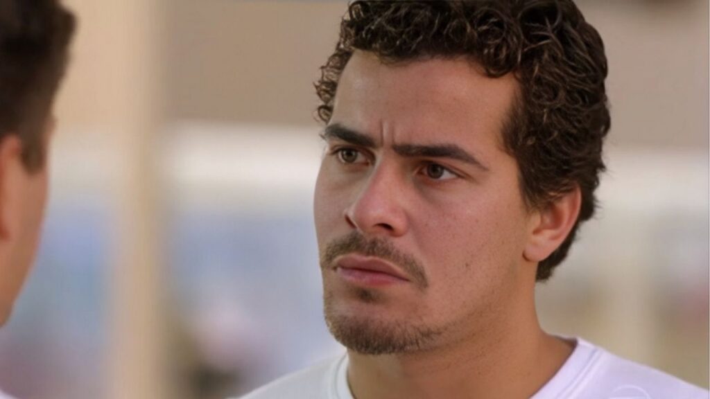 Que horas começa a novela Avenida Brasil hoje na Globo? (quinta, 11/06/2026)